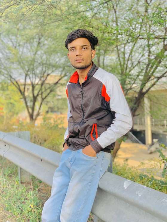 Alumni image