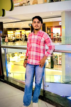 Alumni image